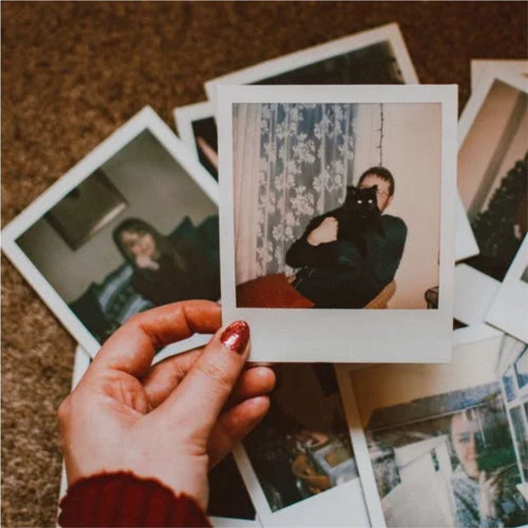 Polaroid Photo Prints - on high gloss photo paper (10 photos per set / 90mm x 105mm each) Classic Canvas NetCanvas 